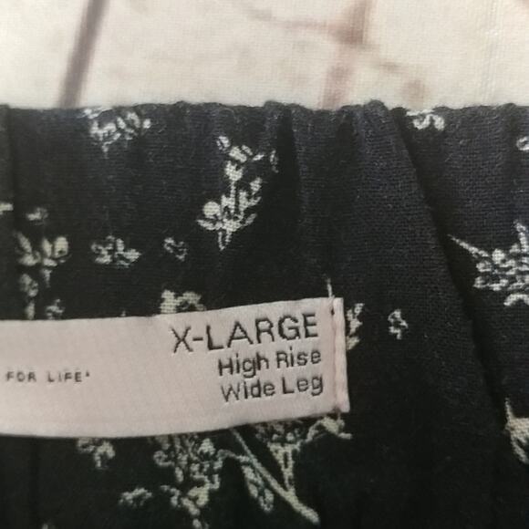 SO Goods For Life High Rise Wide Leg Floral Pants Size XL - Picture 6 of 9